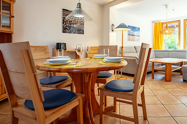 Ferienhaus_Karlshagen_Lange_Wohn_Essbereich